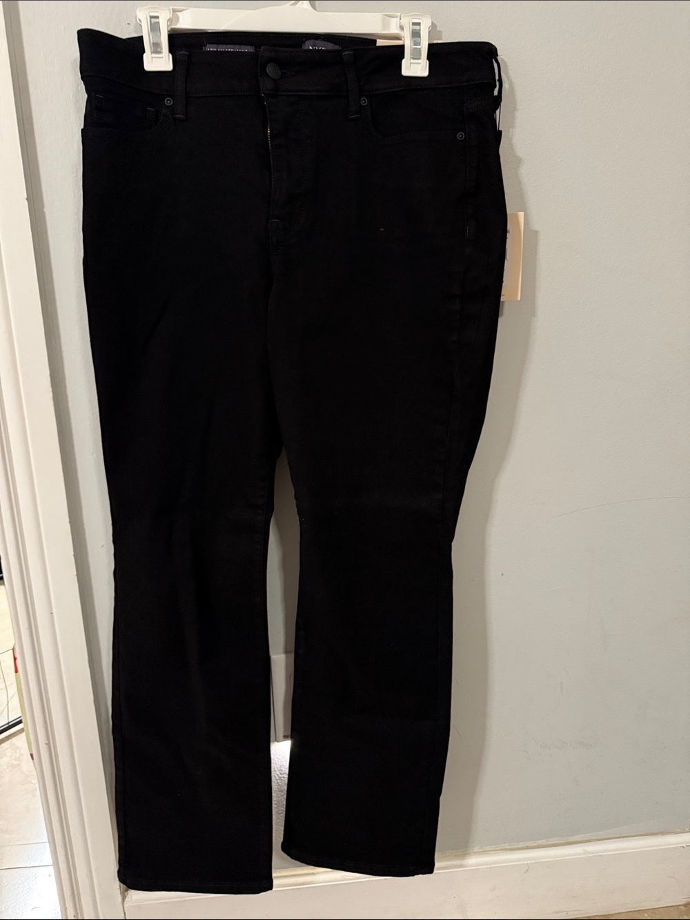 NYDJ Women’s Black Straight-Leg Jeans
